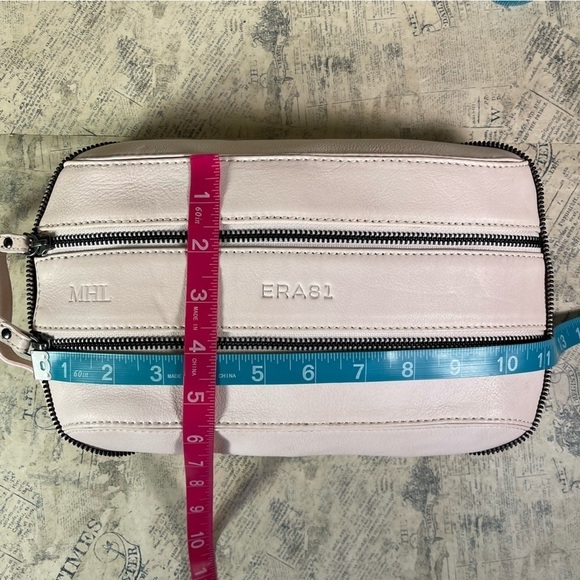 ERA81 San Francisco Toiletry/Makeup bag double zipper light pink leather - Picture 10 of 10